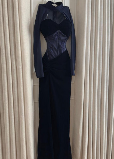 فستان Ella اكمام طويلة ✨ فستان Ella اكمام طويلة ✨