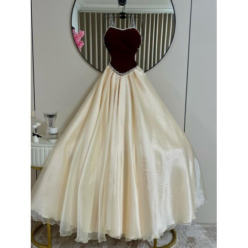 فستان Quinn ( عدة الوان ) فستان Quinn ( عدة الوان )