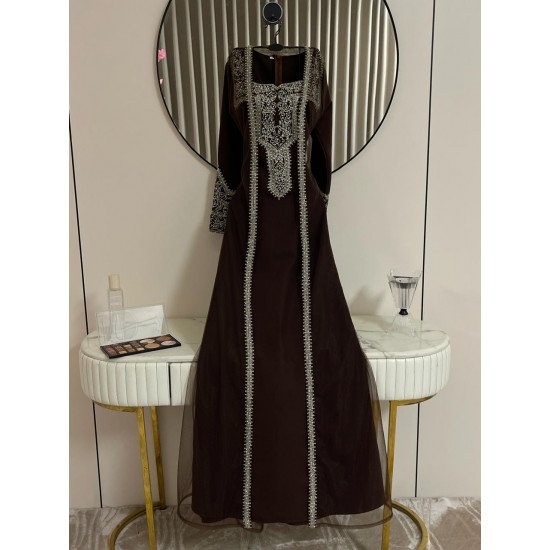 جلابية بشت اكمام طويلة جلابية بشت اكمام طويلة