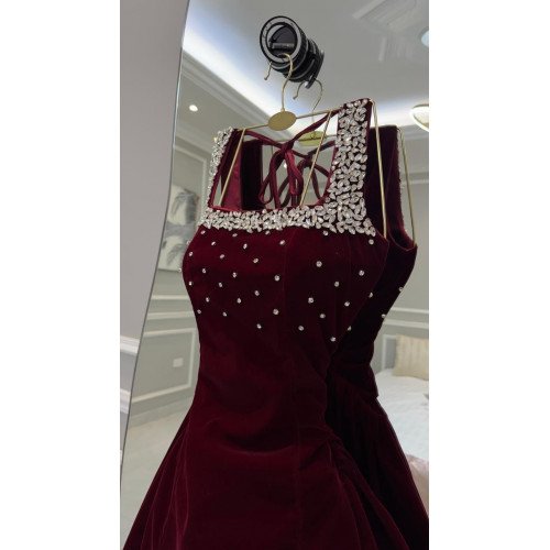 فستان Emogen ✨