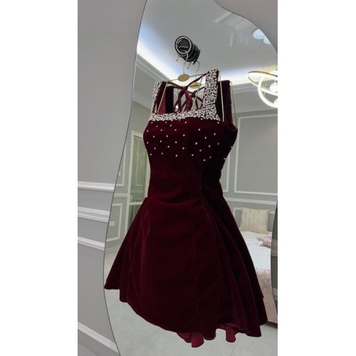 فستان Emogen ✨ فستان Emogen ✨