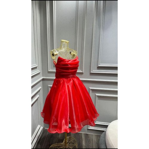 فساتين قصيرة