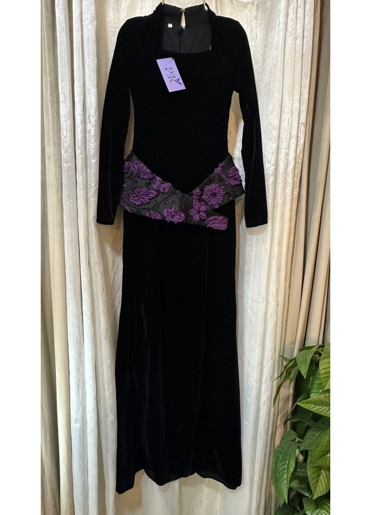 فستان Leia اكمام طويلة✨