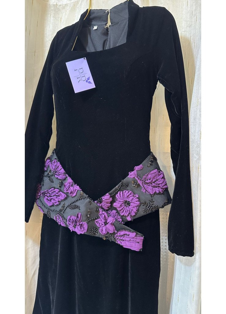 فستان Leia اكمام طويلة✨