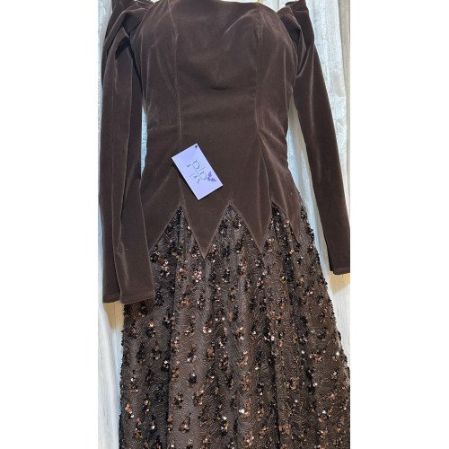 فستان Chole التريندي ✨