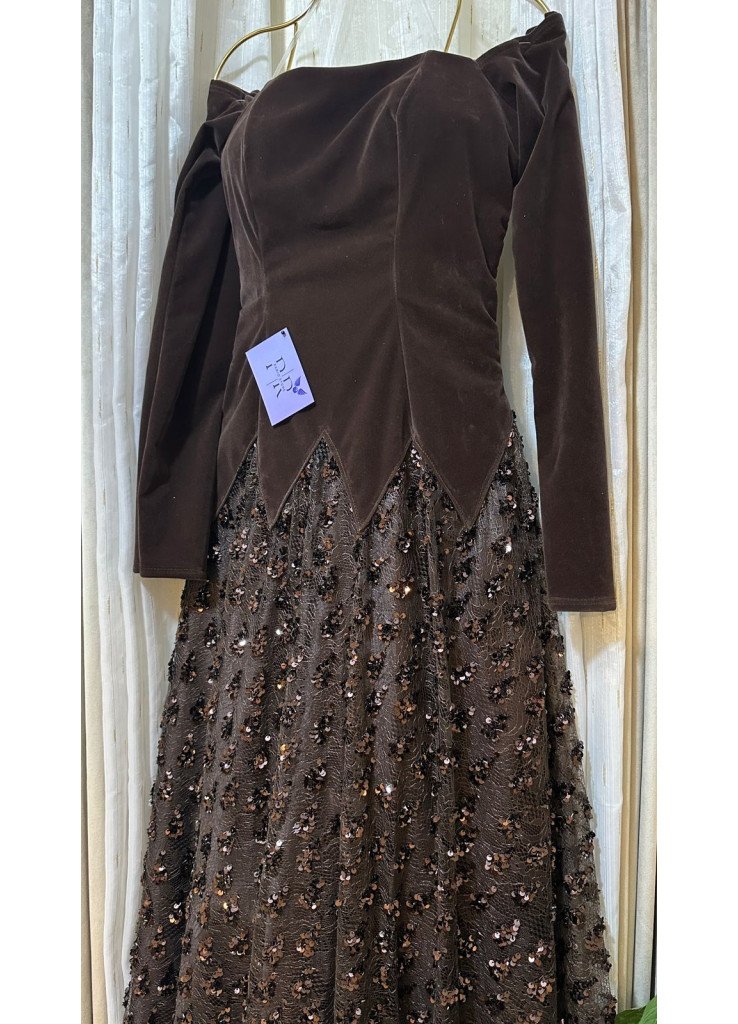 فستان Chole التريندي ✨