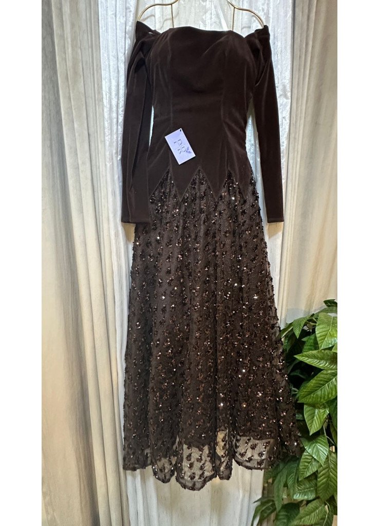 فستان Chole التريندي ✨