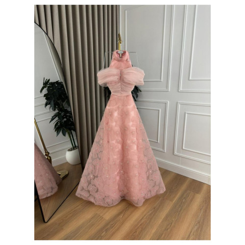 فساتين سهرات فاخرة