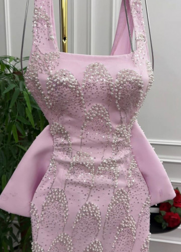 فستان Ariana العصري✨