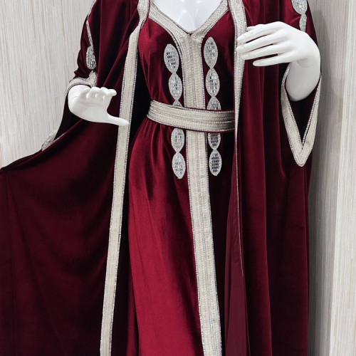 جلابية قطعتين قماش ناعم ✨ (عدة الوان ) جلابية قطعتين قماش ناعم ✨ (عدة الوان )