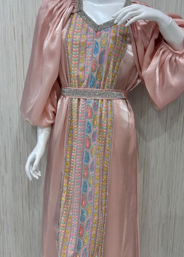 جلابية قطعة واحدة تطريز ✨ (عدة الوان ) جلابية قطعة واحدة تطريز ✨ (عدة الوان )