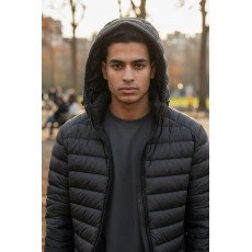 جاكيت بمب رجالي مبطن بغطاء رأس – خفيف ودافئ للاستخدام اليومي جاكيت بمب رجالي مبطن بغطاء رأس – خفيف ودافئ للاستخدام اليومي