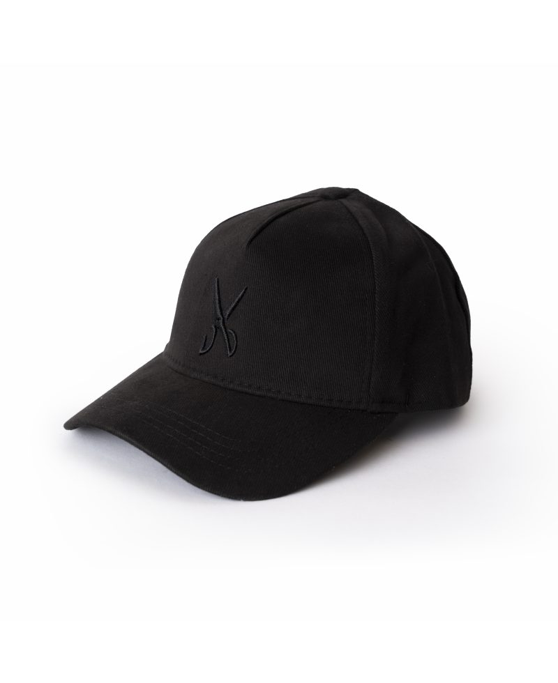 Black / Black cap