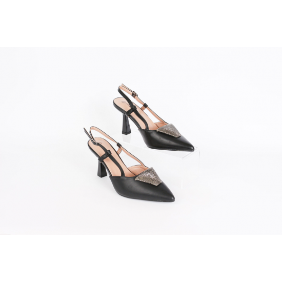 كعب Slingback كلاسيكي للنساء