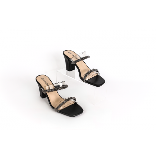 صندل بكعب عريض بأحزمة شفافة صندل بكعب عريض بأحزمة شفافة