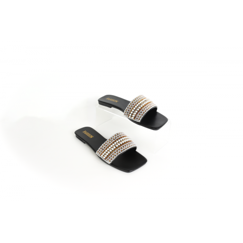 حذاء مسطح مفتوح بحزام مزخرف بنمط اللؤلؤ حذاء مسطح مفتوح بحزام مزخرف بنمط اللؤلؤ