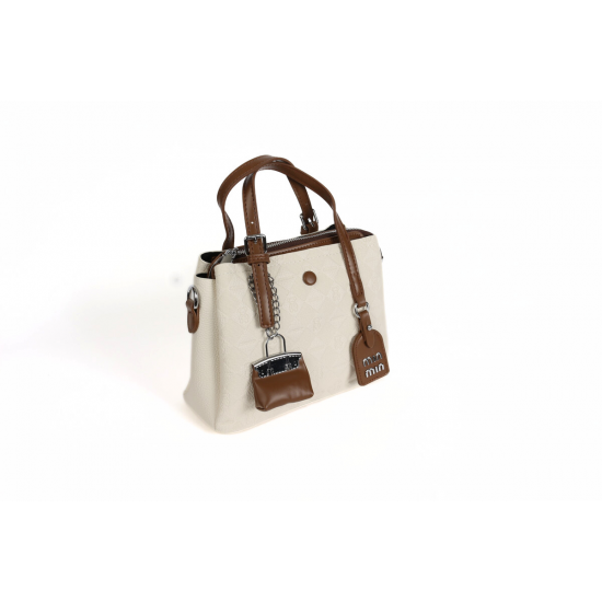 حقيبة فاخرة بمقبض سلسلة