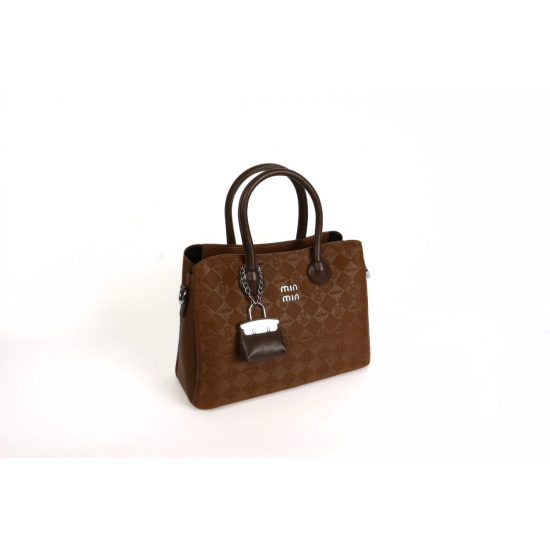 حقيبة بشعار أنيق للاستخدام المكتبي واليومي