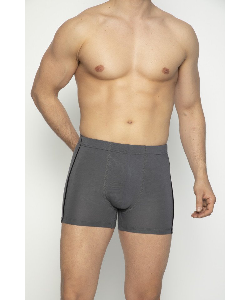 شورت من مادة البامبو ناعم وبارد جدا كود 413