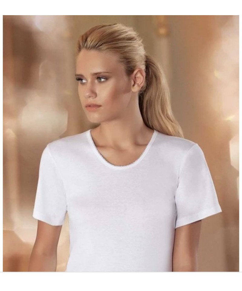 شد 6 حبة فانيلة صناعة تركية ماركة جيلان قطن 100% نص كم واسعة كود 221 شد 6 حبة فانيلة صناعة تركية ماركة جيلان قطن 100% نص كم واسعة كود 221