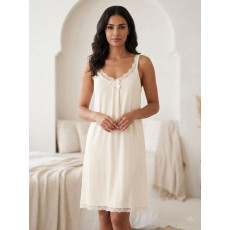 شلحة نسائي مع تطريز ليغرا ناعمة وباردة صناعة تركية ماركة جيلان كود 1584 شلحة نسائي مع تطريز ليغرا ناعمة وباردة صناعة تركية ماركة جيلان كود 1584