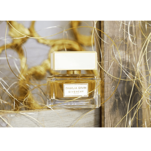 عطر داليا ديفن من جيفينشي للنساء - او دي بارفيوم | 100 ml عطر داليا ديفن من جيفينشي للنساء - او دي بارفيوم | 100 ml