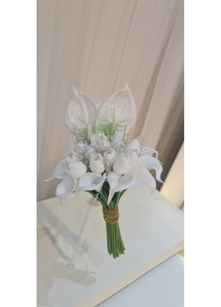 مسكة عروس ورد كالا صناعي مع ربطة اسوارة ذهبي ب 350 ريال