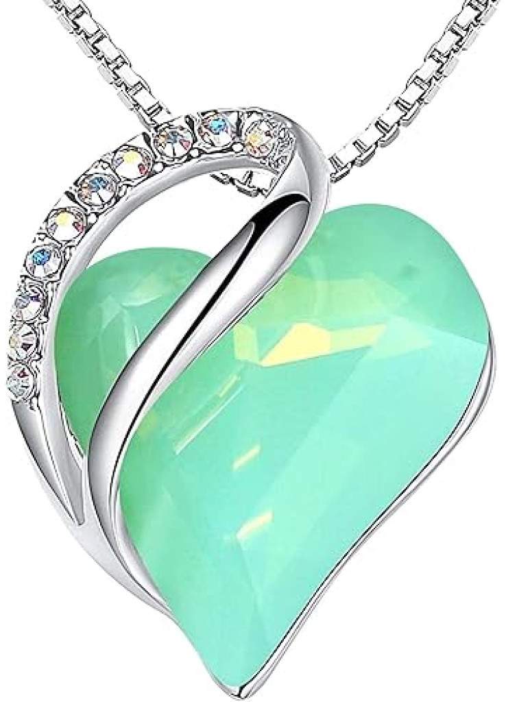 عقد بلون فضي بتعليقة بتصميم حجر الحظ على شكل قلب الحب الابدي قاس 18 + 2 انش للنساء من ليفايل، بلون فضي