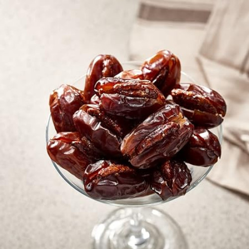 تمر خضري عضوي فاخر محشو بجوز البقان بالكراميل من بتيل