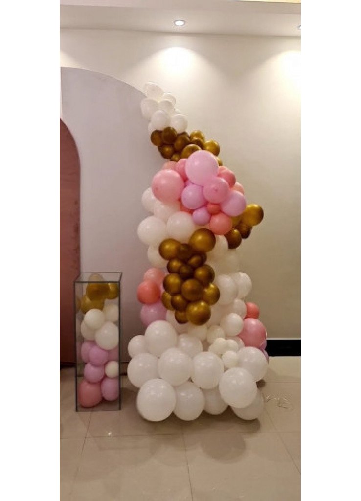 استقبال مواليد طاولات زجاج مع البالون ب 800ريال