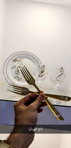 طقم من 5 قطع ب 100ريال