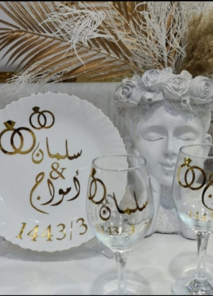 طباعة ذهبي على 2 كوب وطبق واحد بيع ب 70ريال طباعة ذهبي على 2 كوب وطبق واحد بيع ب 70ريال