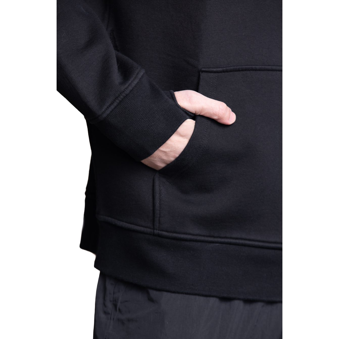 Slotted hoodie - Black 07