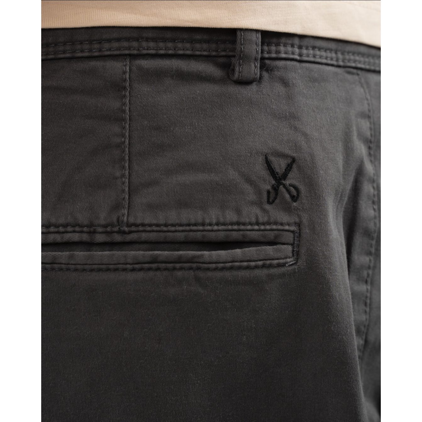 Men Short - Gray