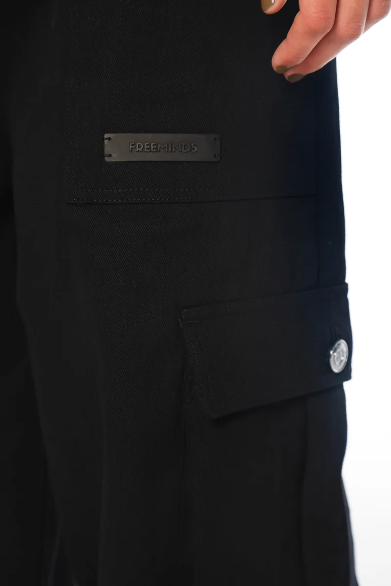FREEMINDS - WASHED BLACK CARGO PANTS